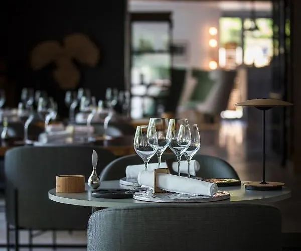 ローベルジュ バスク ルレ ＆ シャトー サン・ペ・シュル・ニヴェル