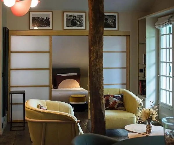 ホテル ローベルジュ バスク ルレ ＆ シャトー サン・ペ・シュル・ニヴェル