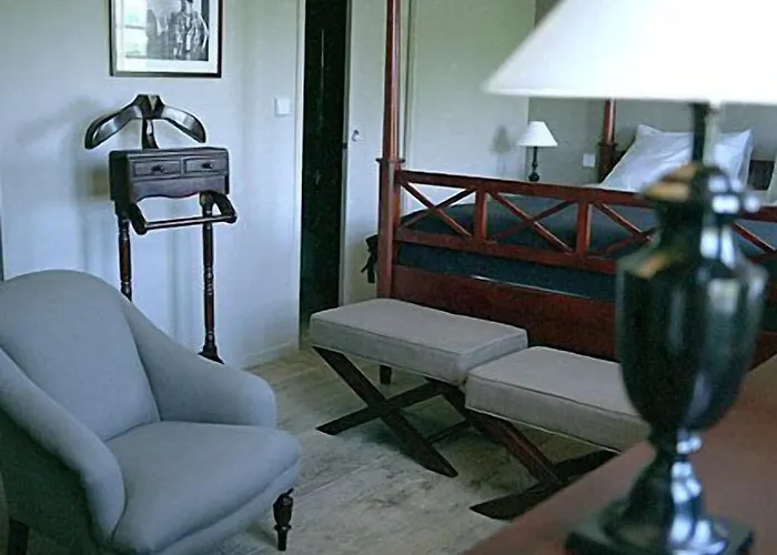 ローベルジュ バスク ルレ ＆ シャトー 4* サン・ペ・シュル・ニヴェル