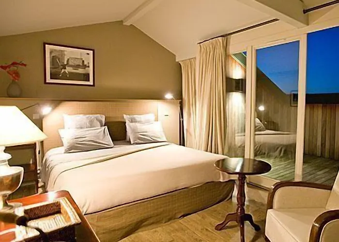 ローベルジュ バスク ルレ ＆ シャトー サン・ペ・シュル・ニヴェル